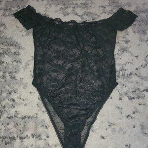 Victoria Secret Lace Off Shoulder Bodysuit || XS || EUC